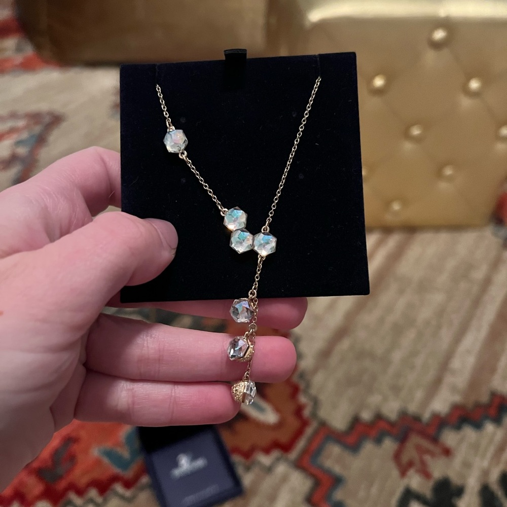 Swarovski media necklace